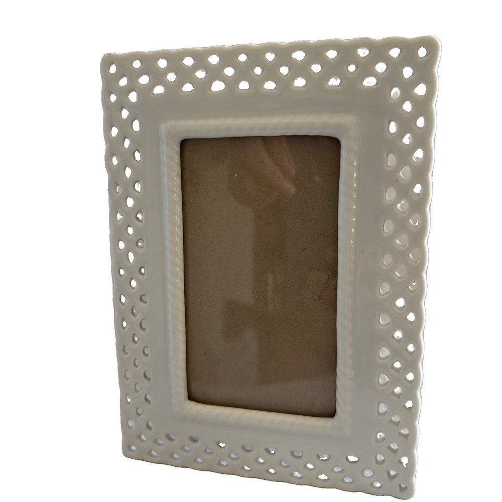 Reticulated Lattice Edge Ceramic Picture Frame Rectangle Photos Wedding 4.5x3"